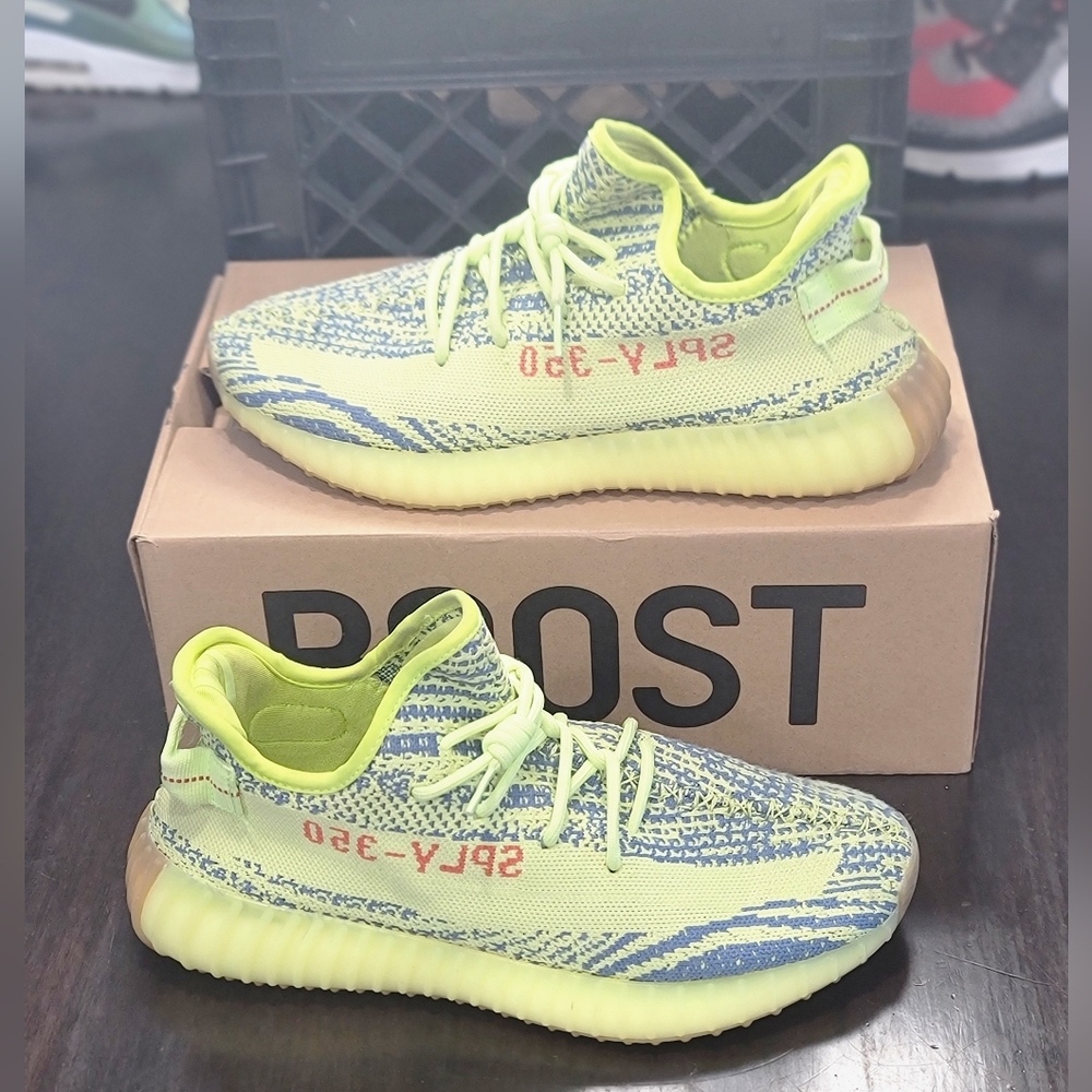 Adidas Yeezy 350 V2 'Semi Frozen Yellow' Mens 10 Great Shape Fast Shipper